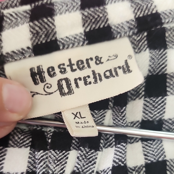 Hester & Orchard Plaid Shirt - Picture 2 of 5